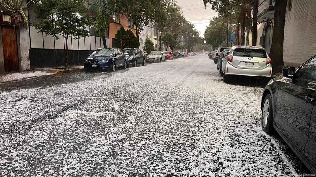Fuerte granizada se registró en el Estado de México provocando fuertes afectaciones