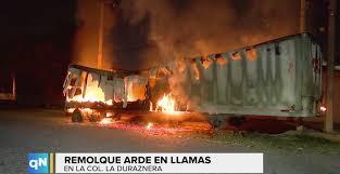 Incendian un remolque de tráiler en la colonia La Duraznera de San Pedro Tlaquepaque