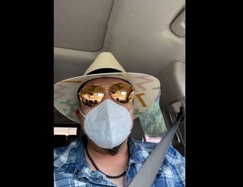 Pepe Aguilar dio positivo a Covid-19