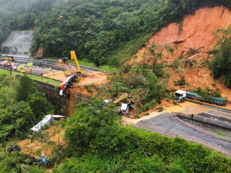Deslizamiento en Brasil deja dos muertos y varios desparecidos