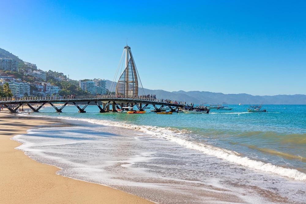 Puerto Vallarta: Esto cuestan las casetas para ir a la playa en Semana Santa 2024