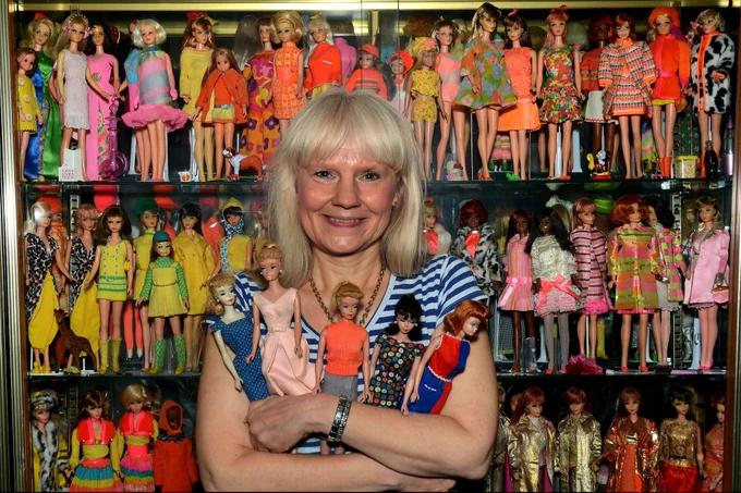 Barbie: La fan más grande del mundo tiene 18 mil muñecas en su colección