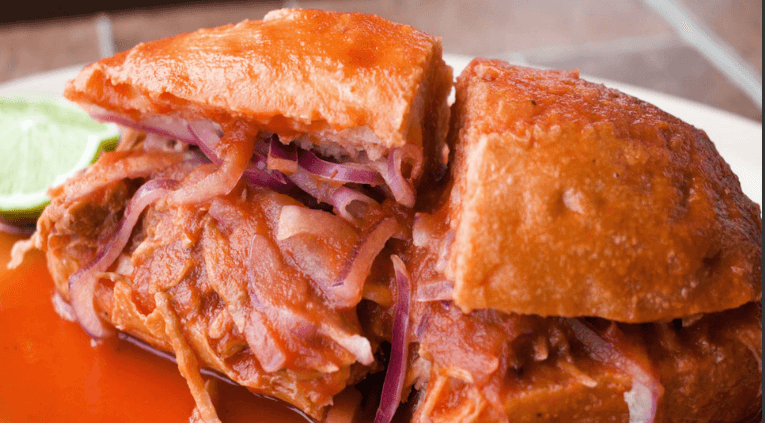 Torta ahogada: Cómo se prepara y cuál es el ingrediente especial de esta comida de Guadalajara