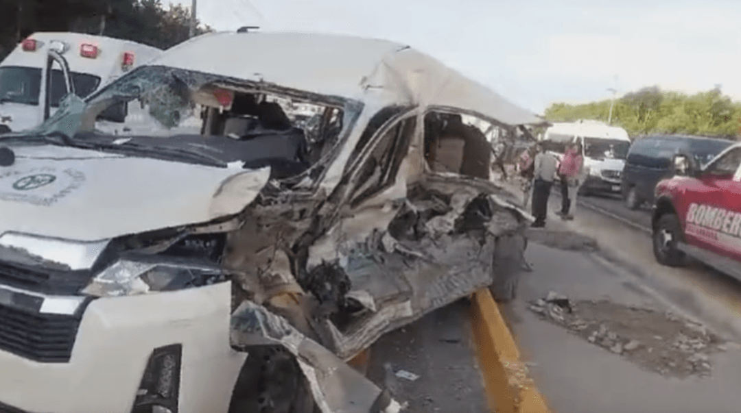 Accidente carretero en Playa del Carmen-Tulum deja varios muertos y heridos