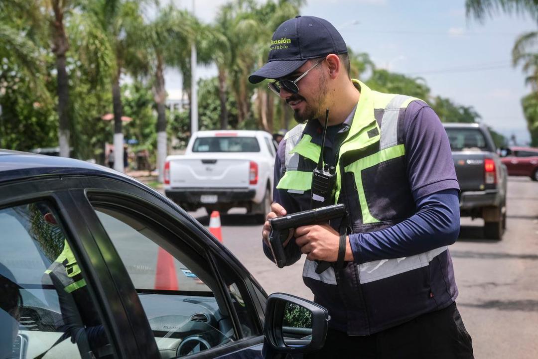 Verificación vehicular 2023: Inicia escuadrón verde supervisión y aplicación de multas en Jalisco