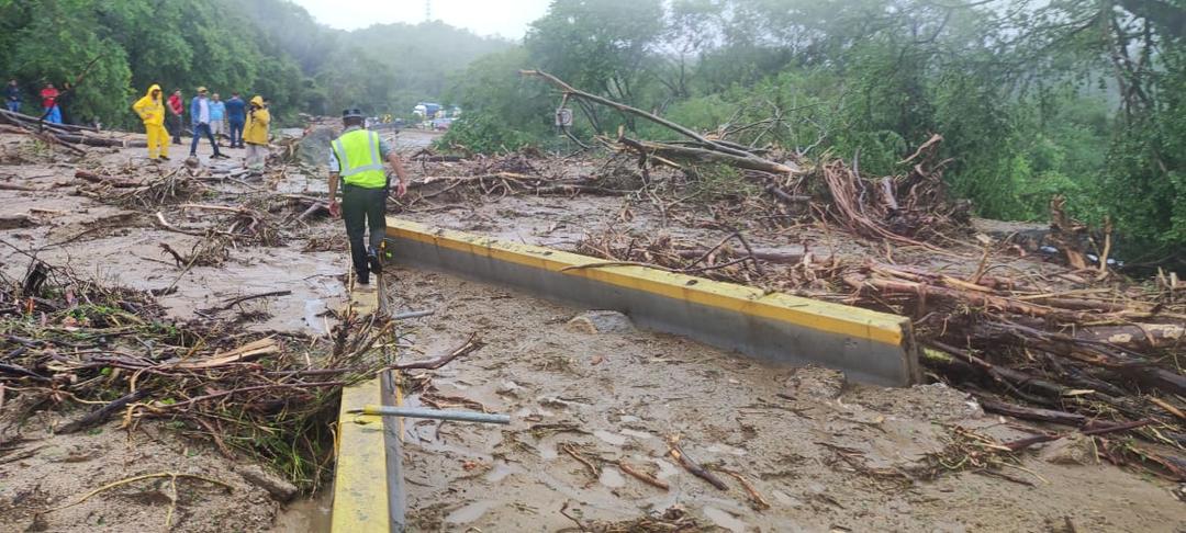 Huracán Otis: Autoridades refuerzan plan de emergencia para apoyar a Guerrero