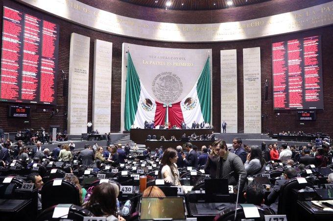 AMLO y Poder Judicial: Diputados a prueban eliminar 13 de 14 fideicomisos