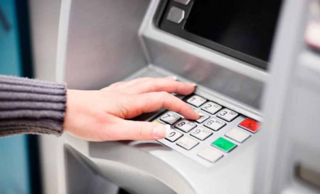 17 de noviembre: ¿Abrirán las sucursales bancarias este lunes?