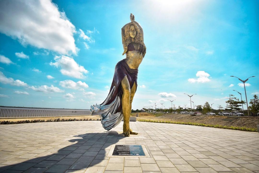 Shakira: Conoce la estatua de la cantante en Barranquilla