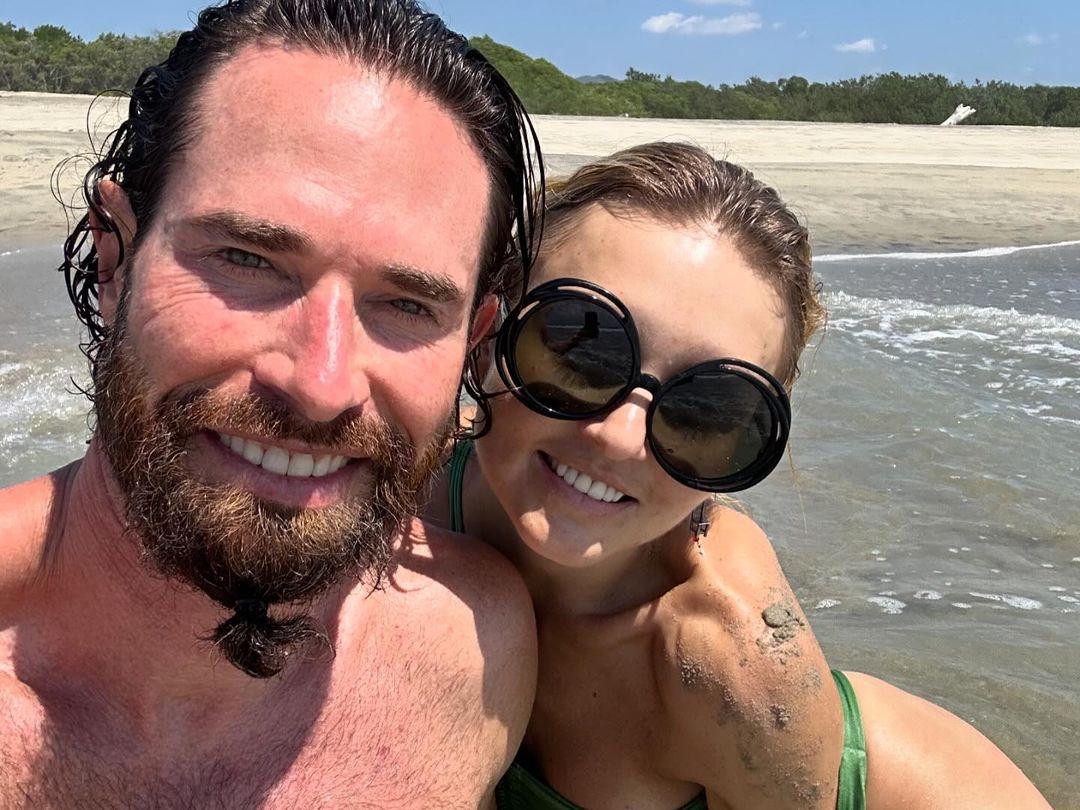 Angelique Boyer y Sebastian Rulli: Ve las candentes fotos de los actores en la playa