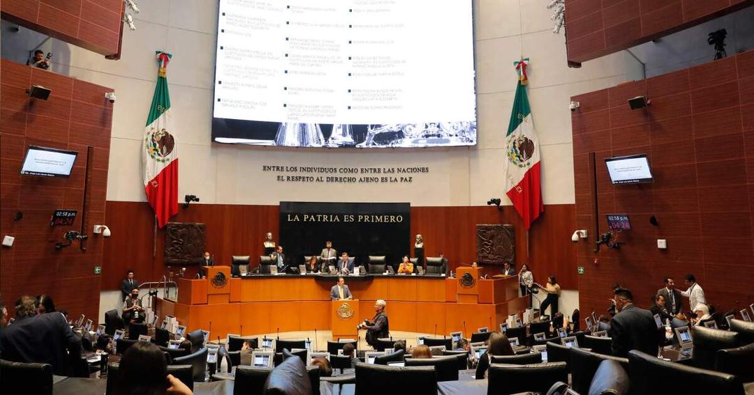 Jornada laboral: Senado aprueba la Ley Silla para descansar durante el trabajo