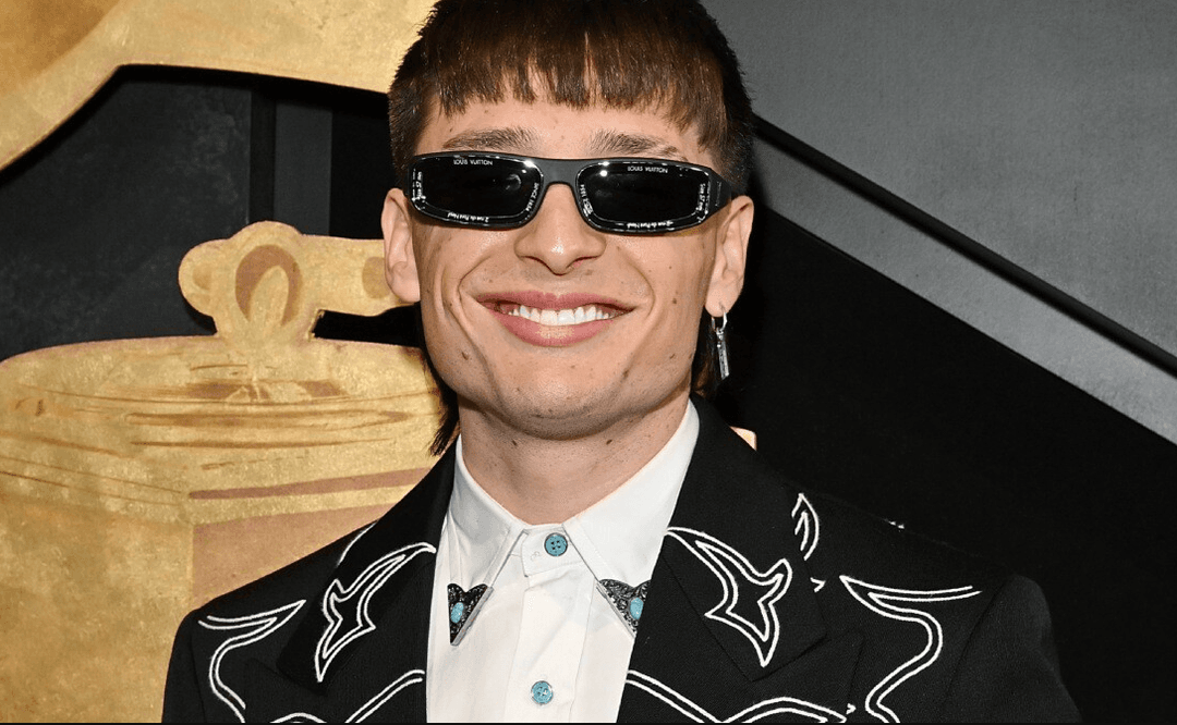 Peso Pluma: Este es el momento en el que ignoró su Grammy, ¿qué pasó?