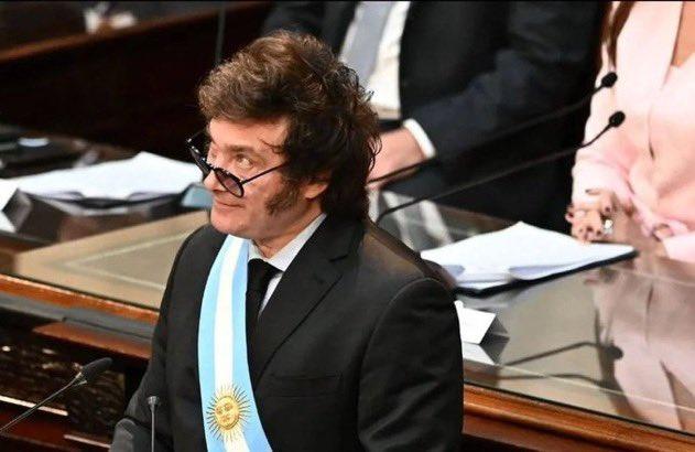 Argentina: Senado rechaza megadecreto de reformas de Javier Milei