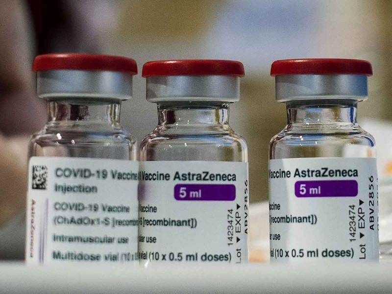 AstraZeneca reconoce que su vacuna COVID puede causar trombosis