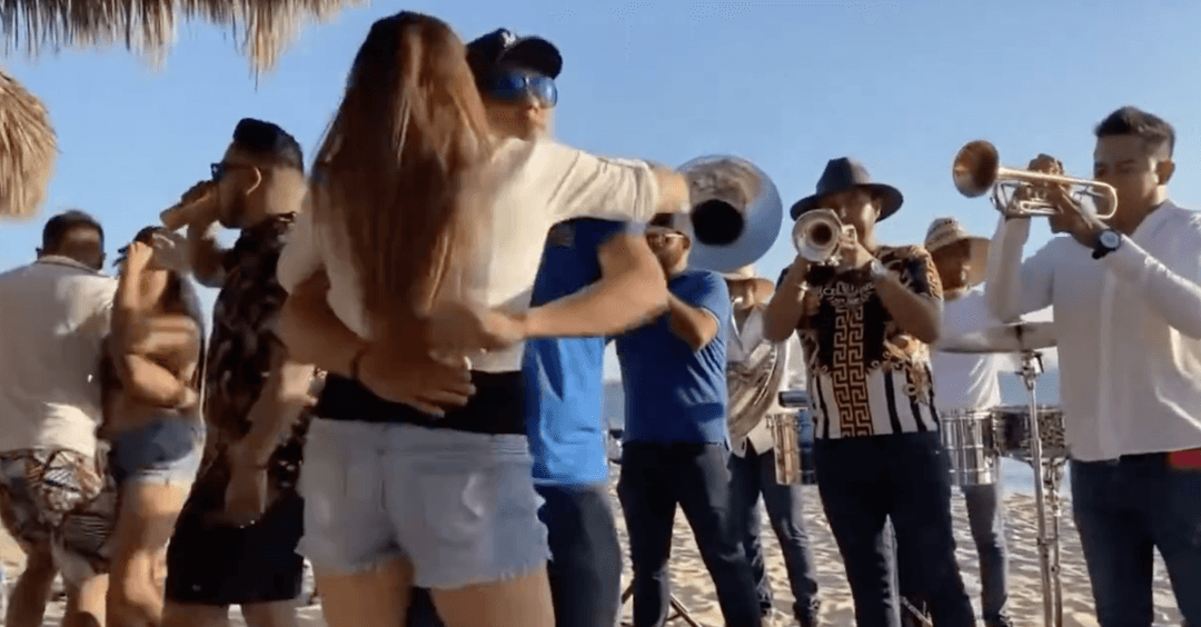 Banda en la Playa: ¿Cuánto cuesta la hora o la canción?