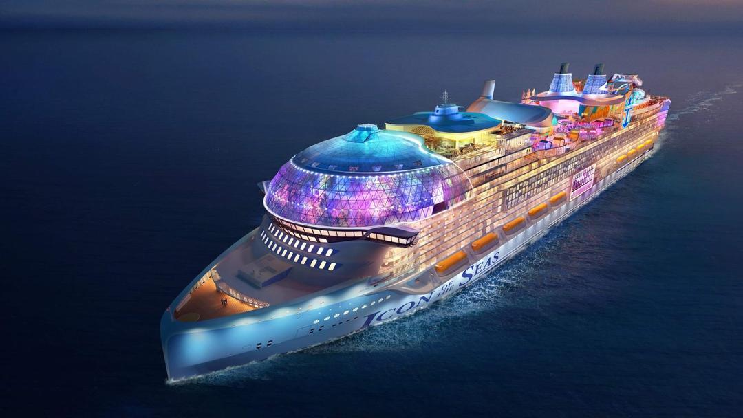 Hombre muere tras aventarse del crucero más grande del mundo