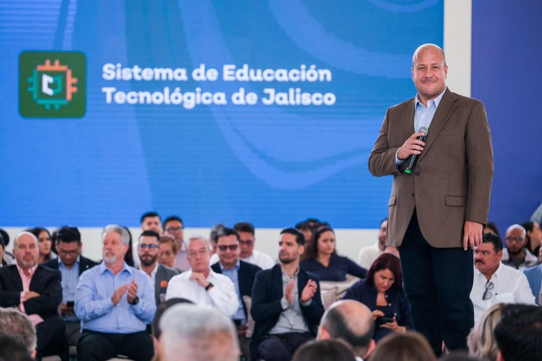 Enrique Alfaro anuncia el primer Sistema de Educación Tecnológica en México