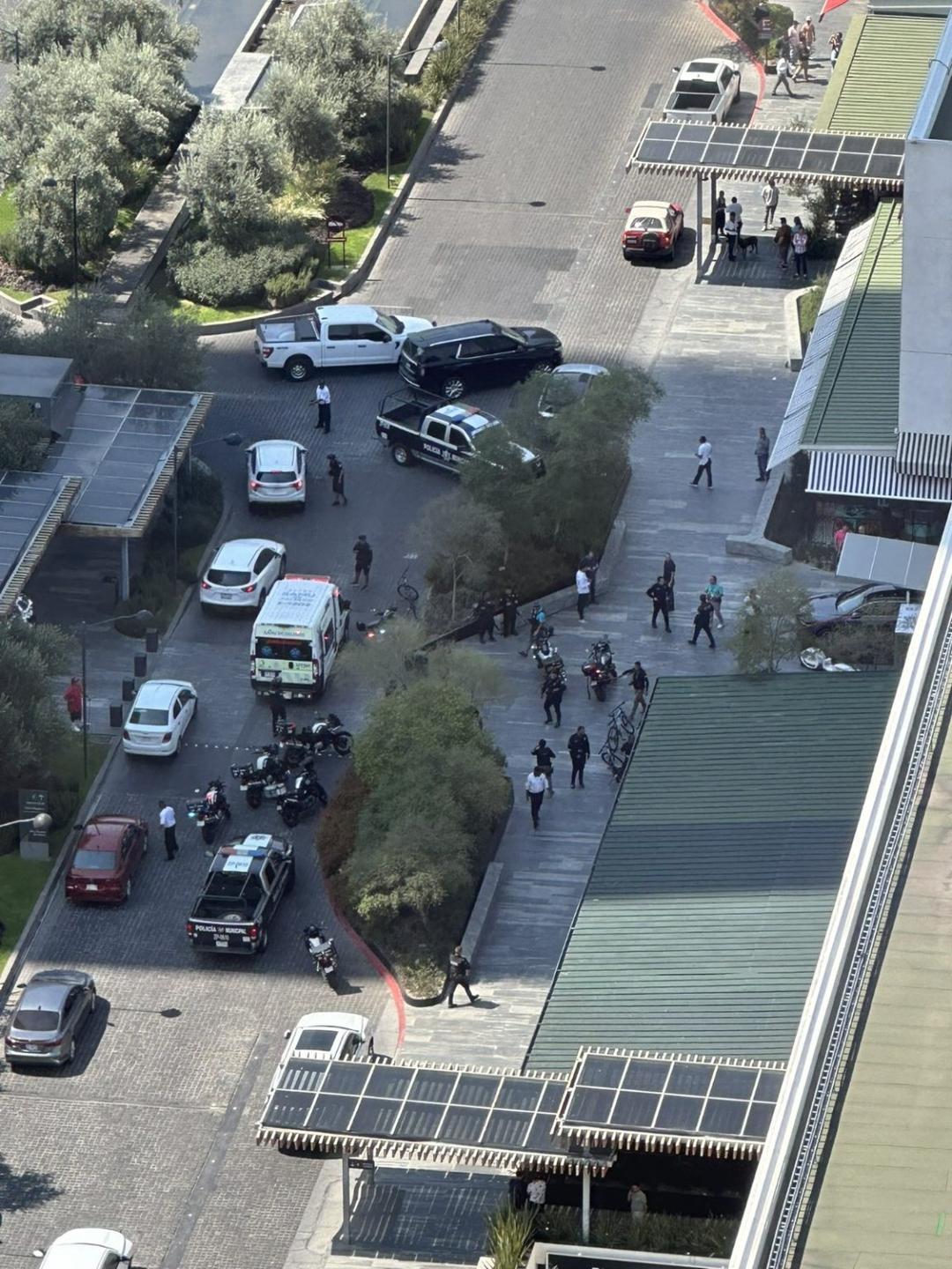 Balacera en Andares: Estas son las imágenes dentro de la plaza comercial