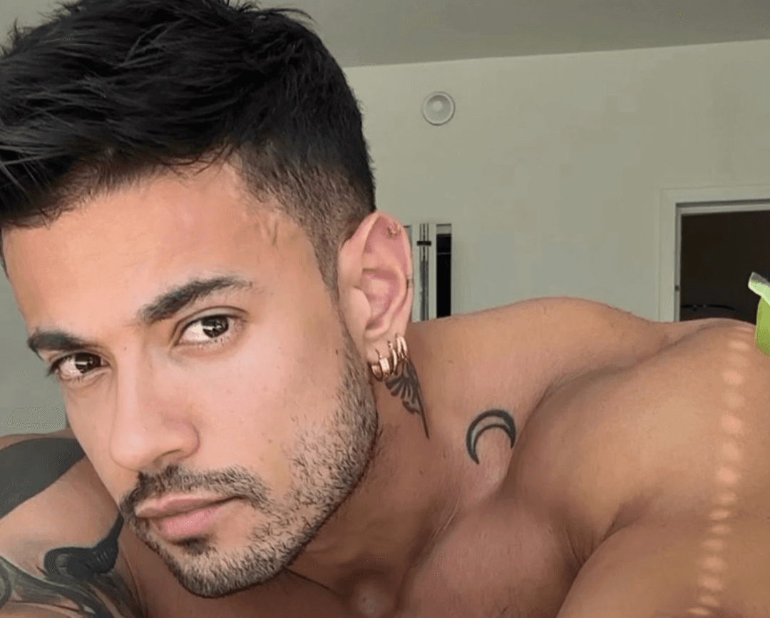 Alejo Ospina: El actor de Onlyfans que más dinero gana