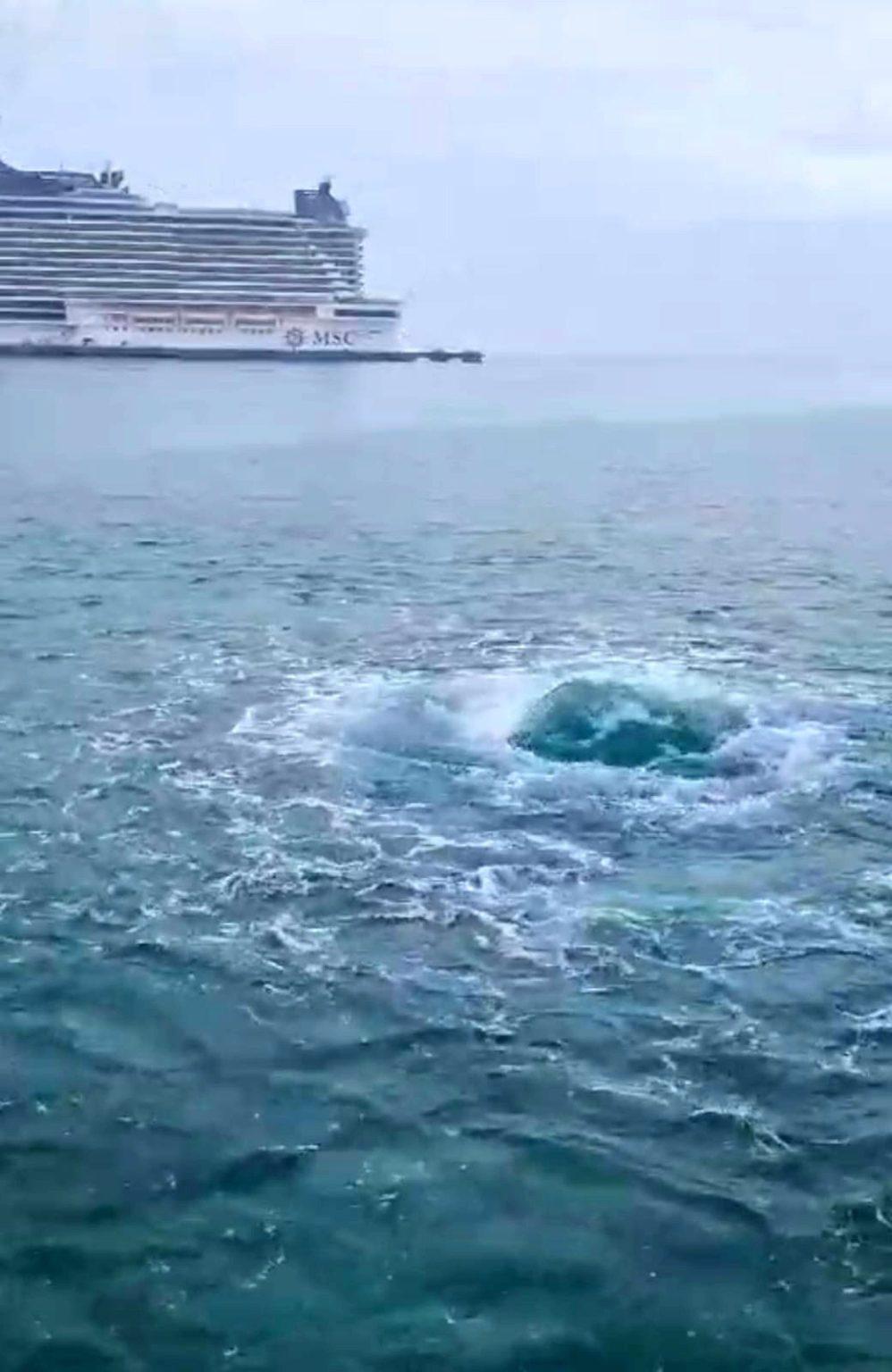 Ojo de agua en Cozumel sorprende en el mar; mira las fotos