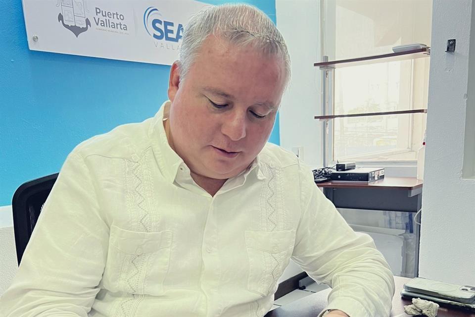 Primeras declaraciones de alcalde de Puerto Vallarta tras la muerte de Salvador Llamas, director del SEAPAL