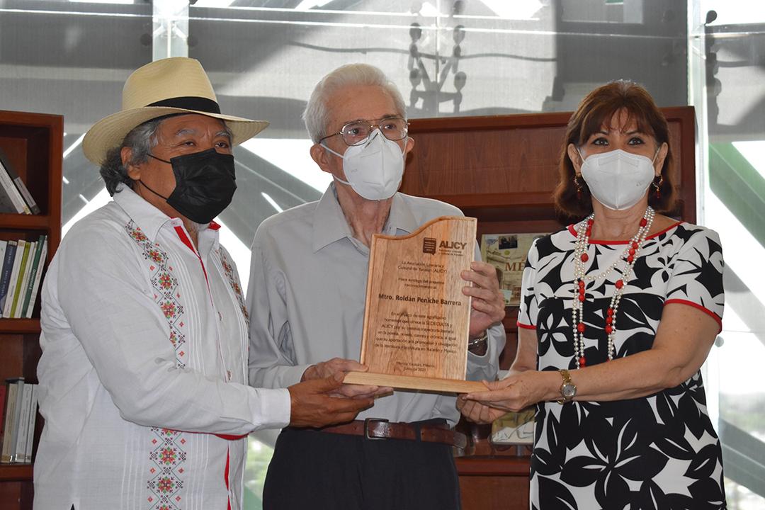 Roldán Peniche: Fallece el escritor yucateco