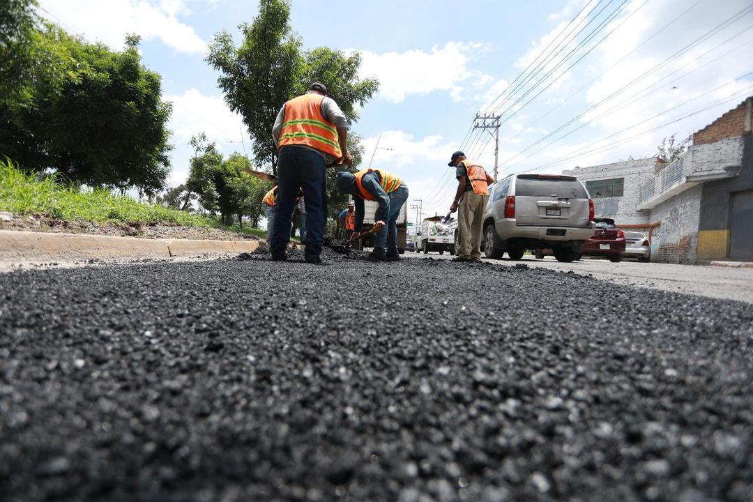 Tlajomulco alista pavimentación de la avenida Adolf Horn; ve los detalles