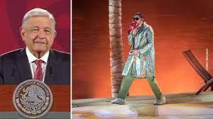 AMLO invita a Bad Bunny a dar concierto gratuito en el Zócalo tras acontecimientos en el estadio Azteca
