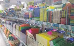 Papelerías reportan ventas bajas pese al regreso a clases 