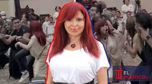 Baila y canta Layda Sansores en su primer informe de Gobierno en Campeche