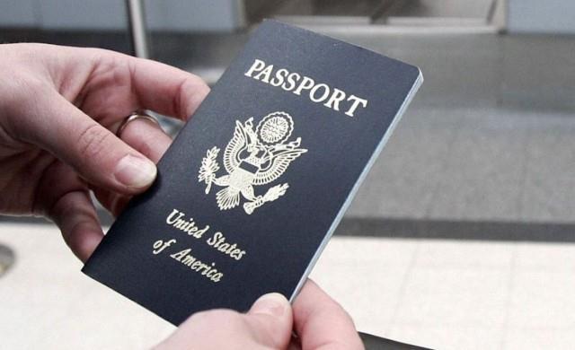 EU anuncia el primer pasaporte con la opción de elegir género X