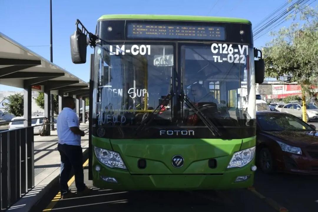 Transporte Público: Modifican rutas de camiones en AMG por carreras este domingo