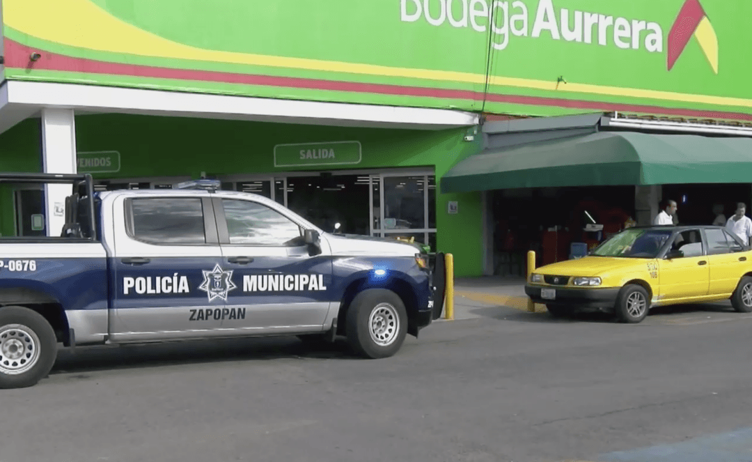 Zapopan: Detienen a un adolescente que intentó incendiar supermercado