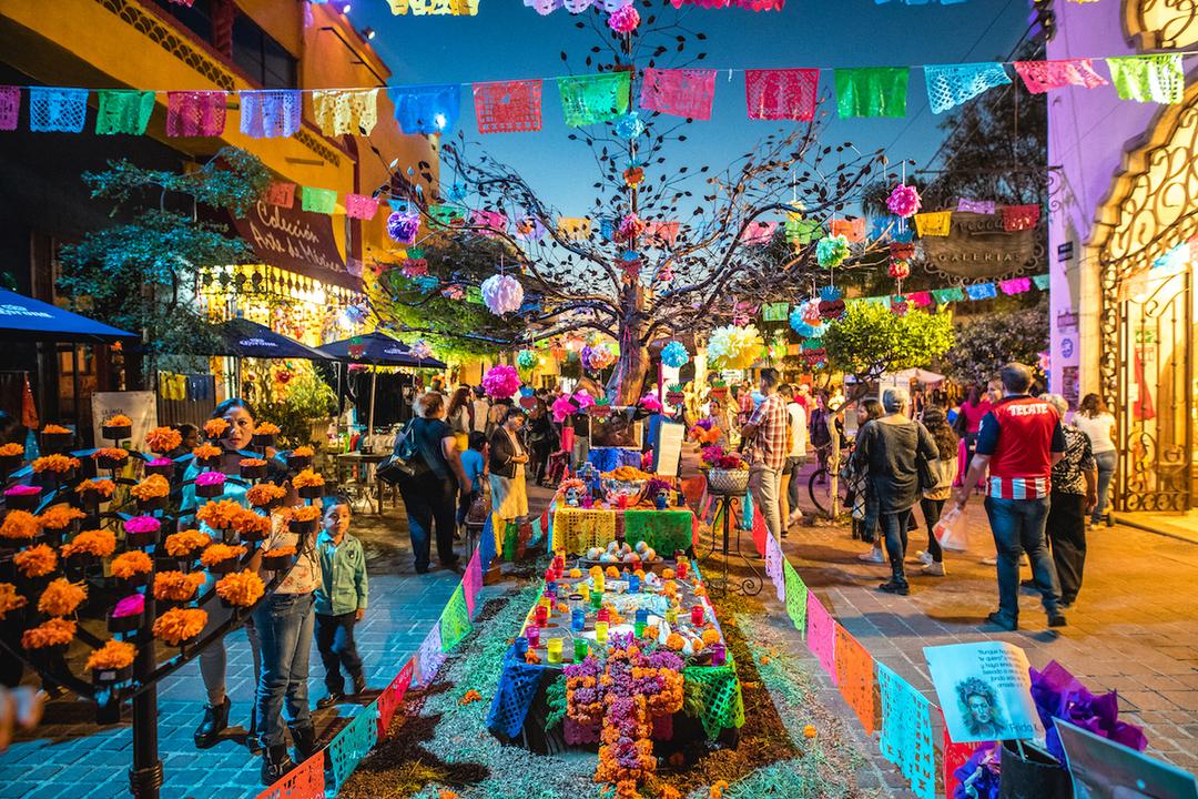 Altar de muertos más grande lo podrás ver en Tlaquepaque