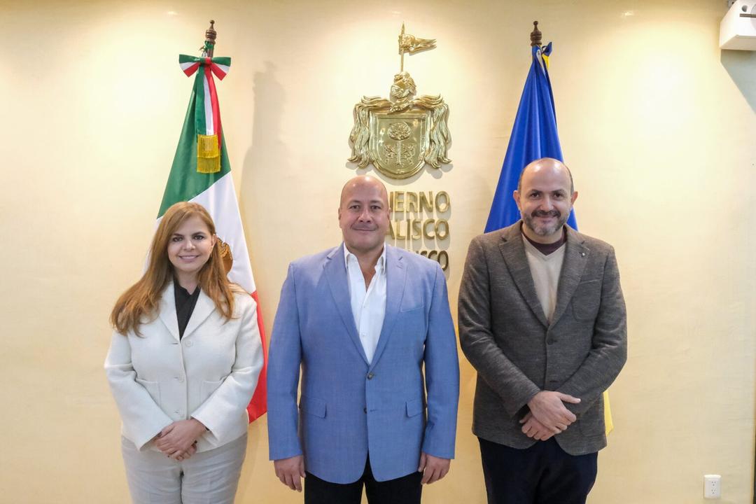 Enrique Alfaro se reúne con Ricardo Villanueva y Karla Planter