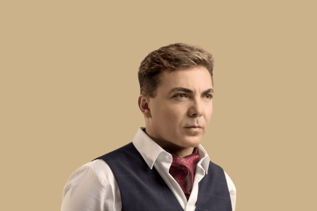 Cristian Castro: Más de 40 años de carrera