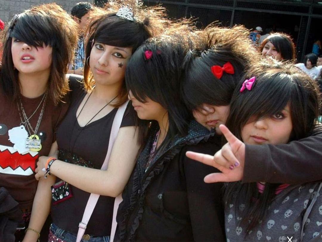 Viral: ¿Recuerdan emos vs punks? Convocan a divertida marcha en la CDMX
