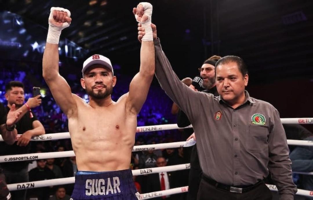 Eduardo ‘Sugar’ Núñez: Mexicano es campeón del mundo en Superpluma