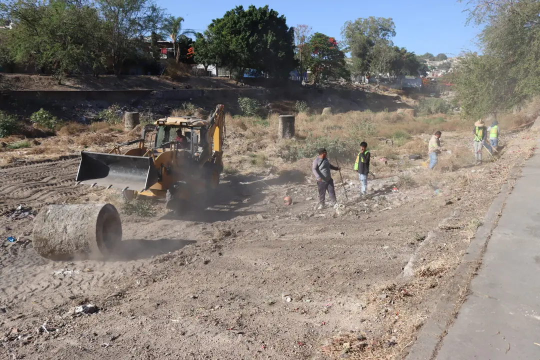Guadalajara supervisa canales previo a temporada de lluvias