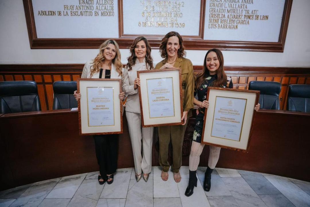 Guadalajara reconoce a mujeres con el premio Irene Robledo