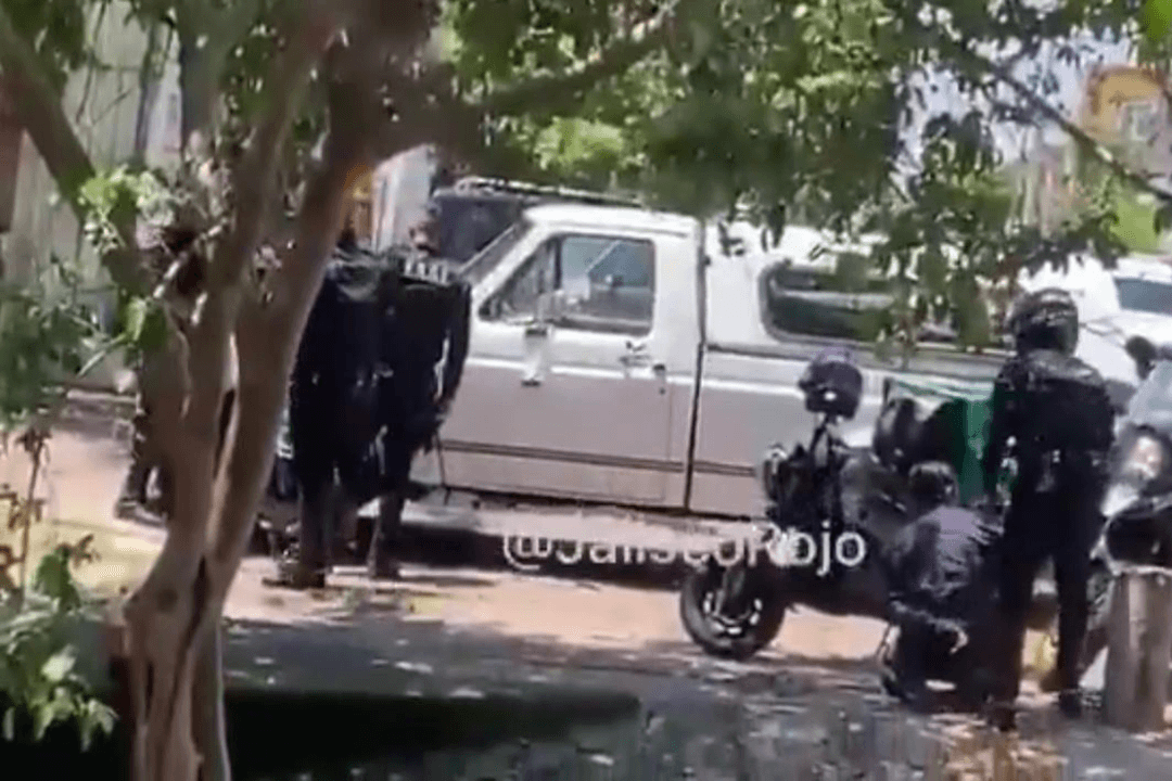 Zapopan suspende a 4 policías; investiga abuso en detención de repartidores