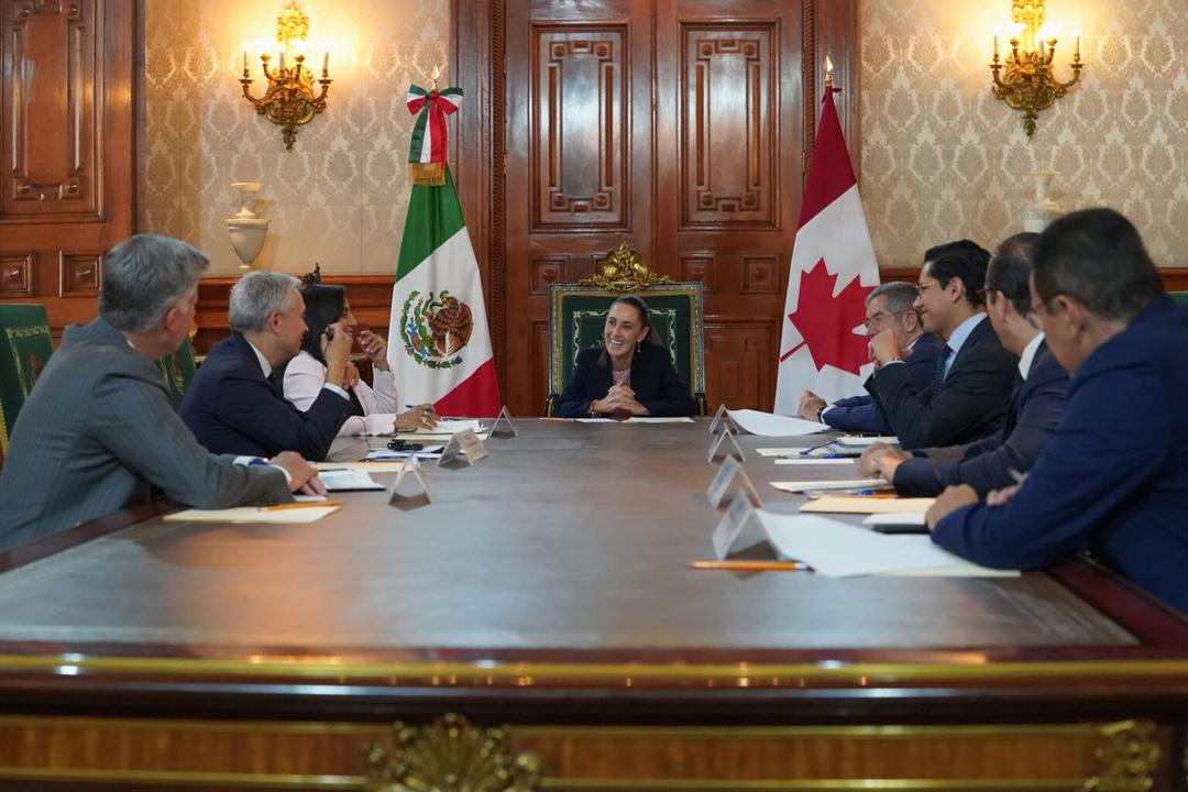 Claudia Sheinbaum se reúne con funcionarios de Canadá