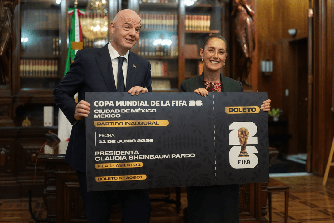 Sheinbaum recibe a Gianni Infantino de cara al Mundial 2026