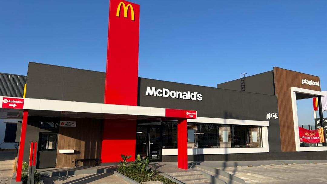 McDonald’s se dice preocupado por descenso de clientes de bajos ingresos