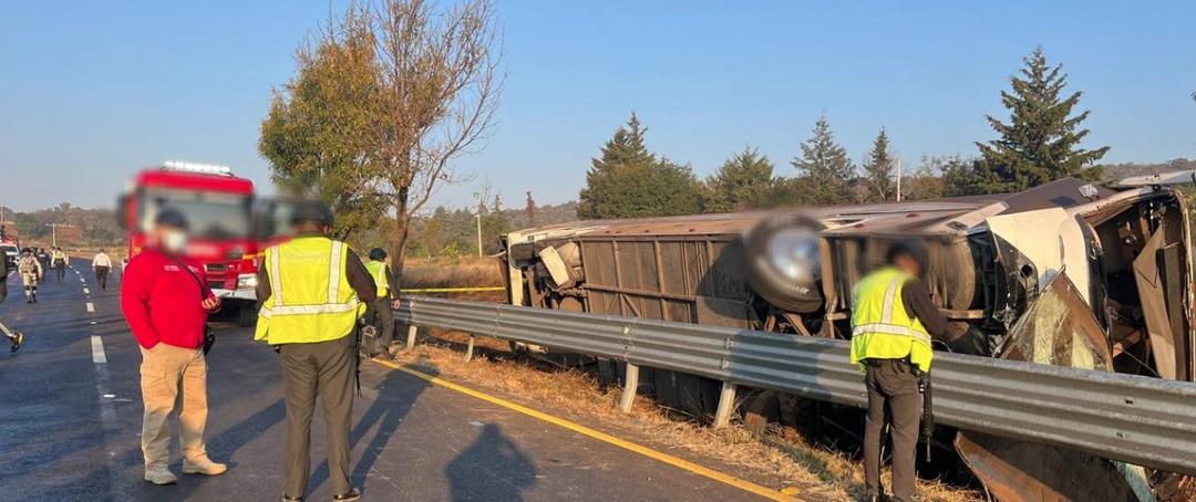 Michoacán: Accidente de autobús deja 10 muertos
