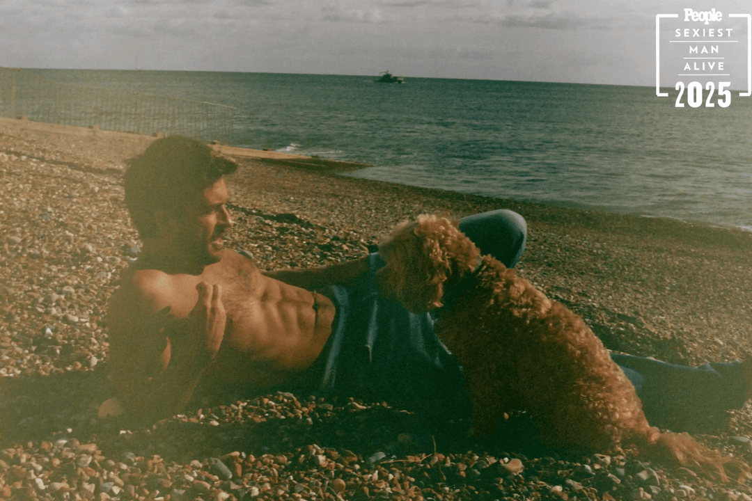 Jonathan Bailey es el hombre vivo más sexy del mundo 2025