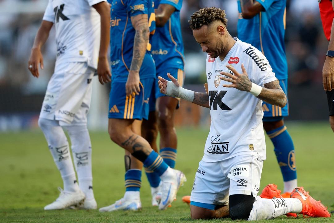 Santos de Brasil: Neymar logra que su equipo permanezca en primera