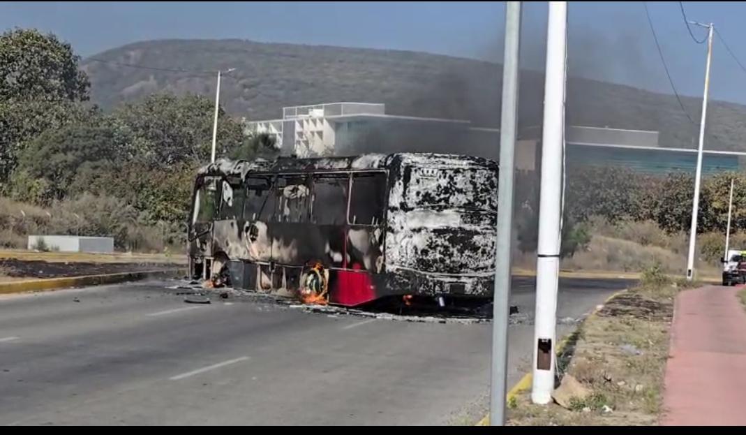 Bloqueos en Jalisco: La Universidad de Guadalajara alerta a la comunidad universitaria