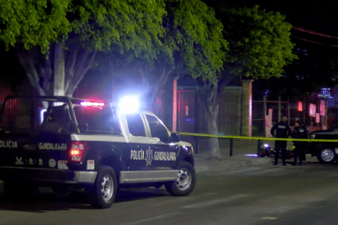 Guadalajara: Dos hombres fueron atacados a balazos