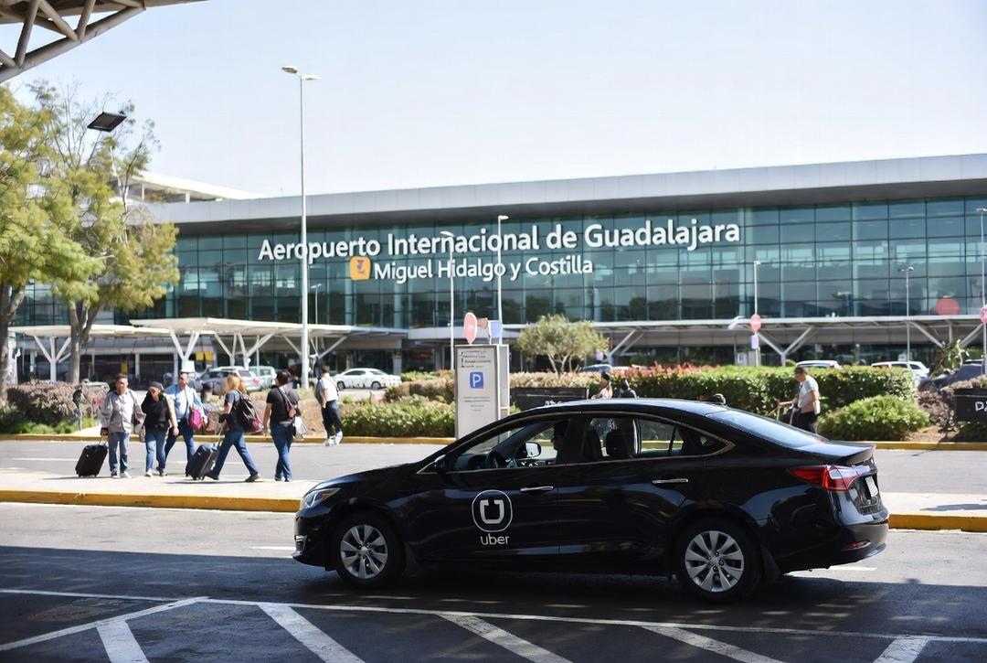 Aeropuerto Internacional de Guadalajara: Inician trabajos para llegada de autos de plataformas